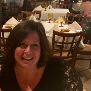 Meet your Posher, Lisa